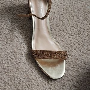 Betsey Johnson gold glitter and rhinestone block heels size 11